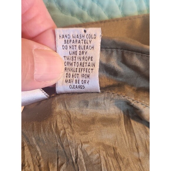 Chico's Size 1(10) Green Crinkle Silk Embroidered Long Sleeve Button Down Blouse - Picture 6 of 7